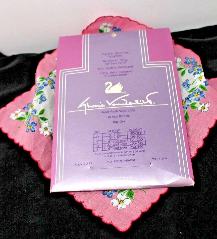 Винтажная редкая находка! Колготки Gloria Vanderbilt «БЕЛЫЕ» размер E Daysheer (Sandlefoot)! - Изображение 2 из 4