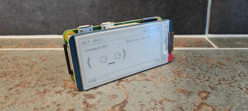 Pwnagotchi - RaspberryPIzeroW + WaveShareV4