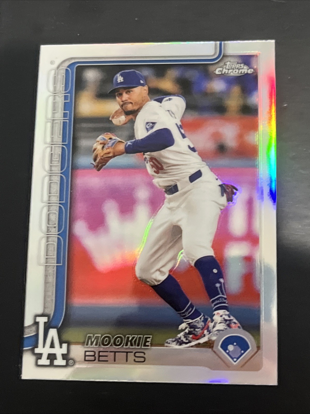 2025 Topps Chrome Mookie Betts Refractor #50 Los Angeles Dodgers