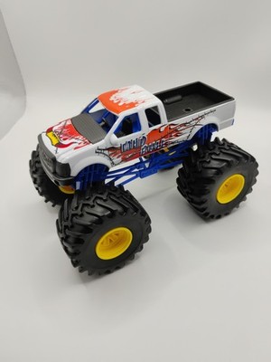 New Ray Mad Bull Monster Truck Pickup Toy 4x4 Off Road Big Tires Diecast Style