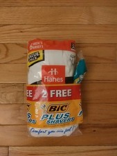 Hanes Vintage 2000 6-Pack White Cotton Briefs NOS Size 32 With 2-Bic Shavers