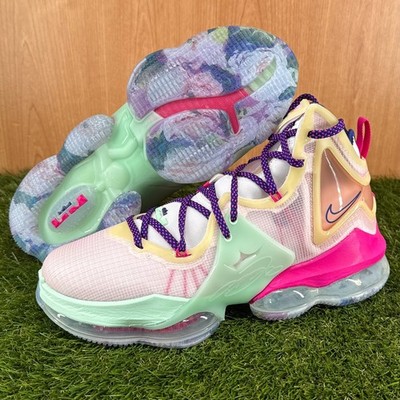 Nike LeBron 19 Valentine's Day Basketball Shoes DH8459-900 Men's