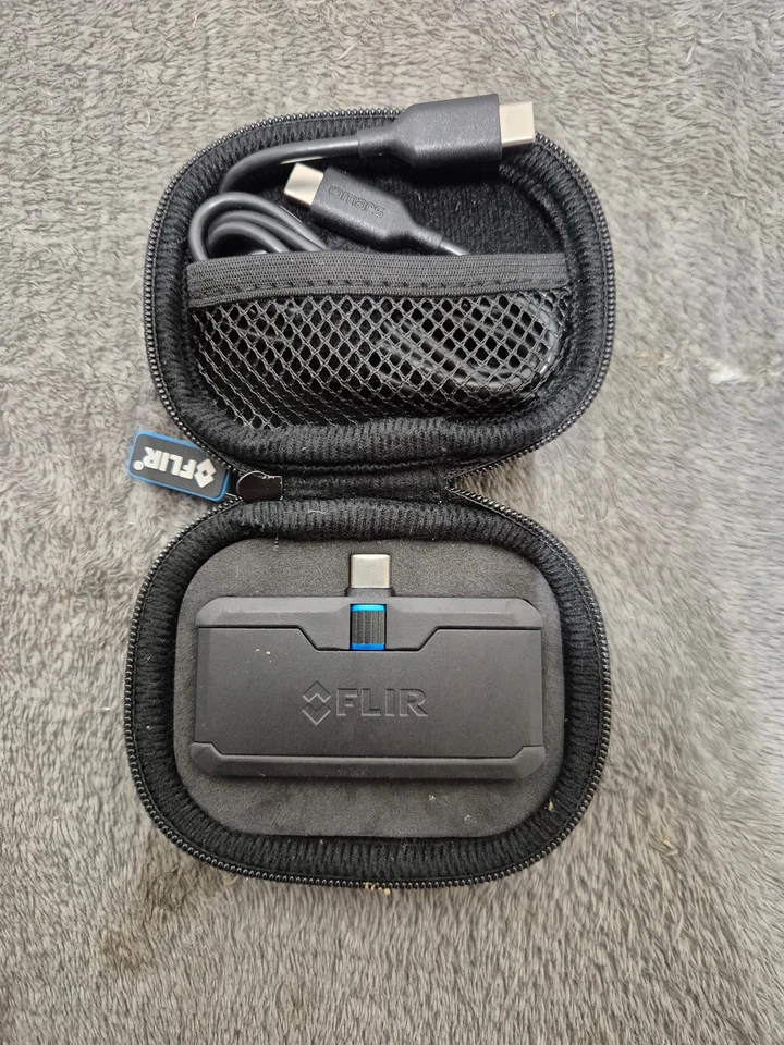 FLIR Model FLIR ONE PRO P/N 435-0007-01 Camera thermique pour Android USB-C - Photo 3/4