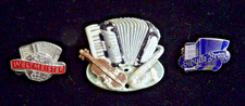 Set 3 distintivi tedeschi DDR Weltmeister Sibilla fisarmonica strumento musicale marca