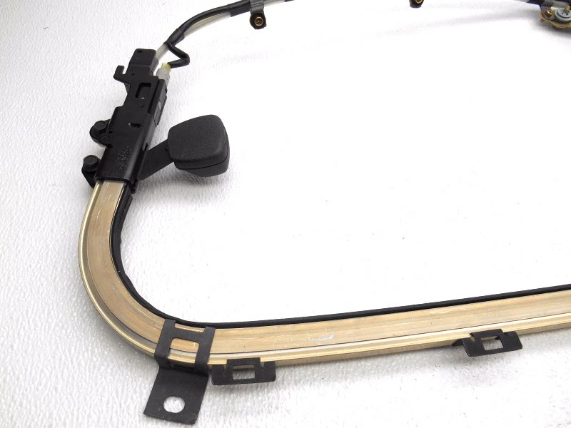 New Right Ford Escort Tracer 4Dr 4 Door Seat Belt Track and Motor Right - Image 2 of 4