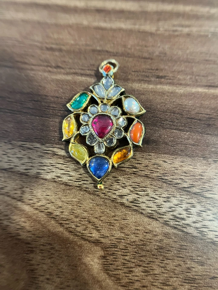 Vintage 22k Yellow Gold Gemstone Diamond Ruby NavaRatna Bazuband Kundan Pendant - Image 3 of 4