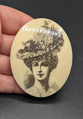 Large Vintage Lady With a Hat Serigraphy Brooch by Lea Stein
