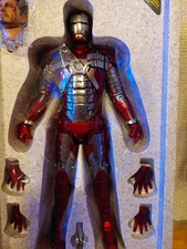 Hot Toys Iron Man Mark V MMS400-D18 1/6 Scale Diecast Figure