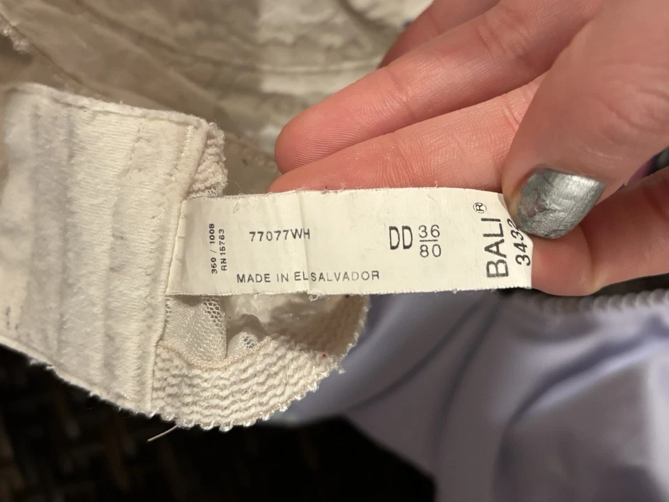 Sujetador con aros de encaje blanco transparente con detalle de lazo - 36DD Foto 3 de 4