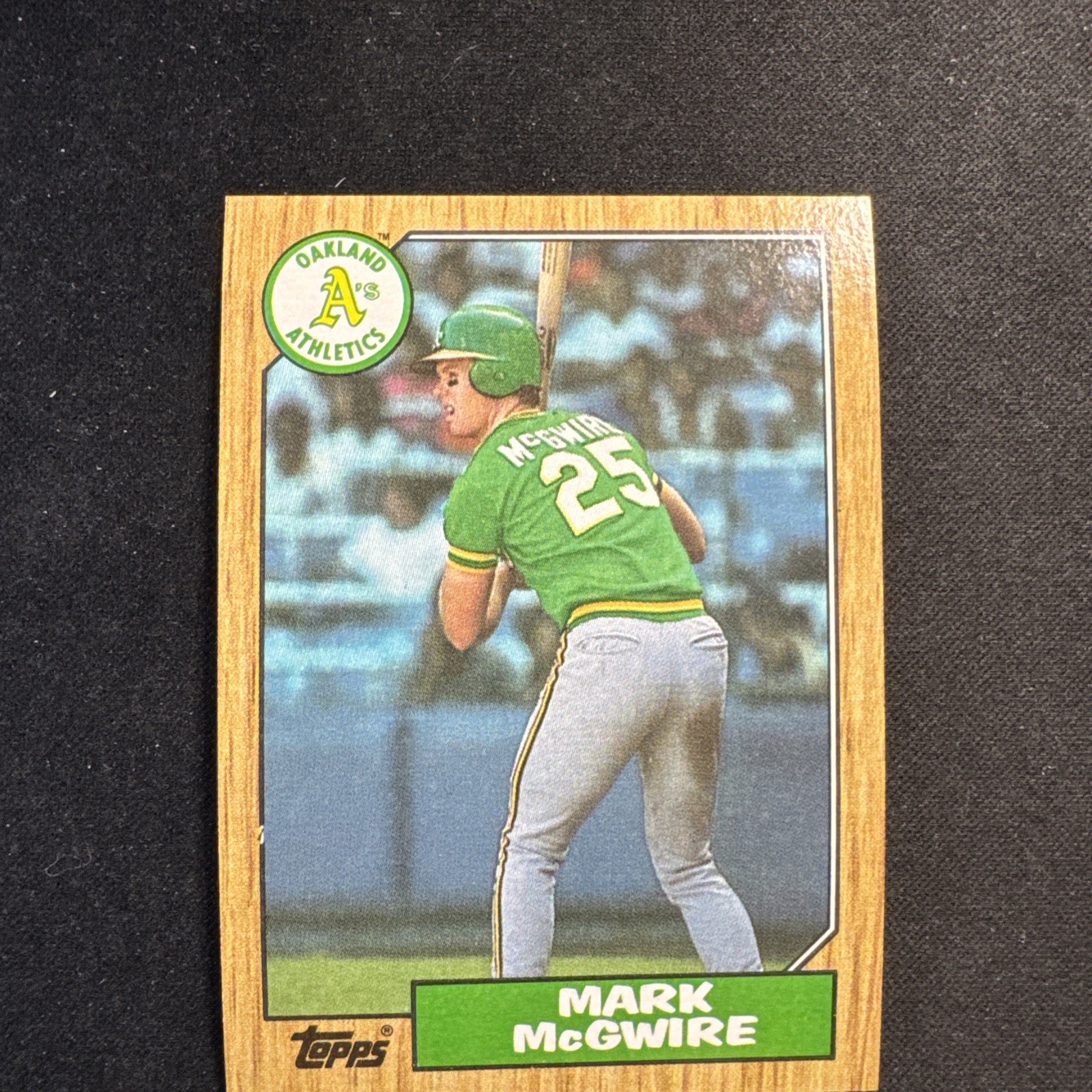 Mark McGwire (RC Rookie)  1987, Topps  #366, Mint condition _1621