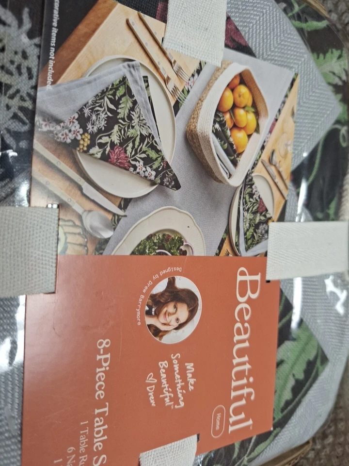 Hermoso Juego de Mesa Corredor 8 Piezas 6 Servilletas Drew Barrymore Cesta Gris + Floral Foto 2 de 4