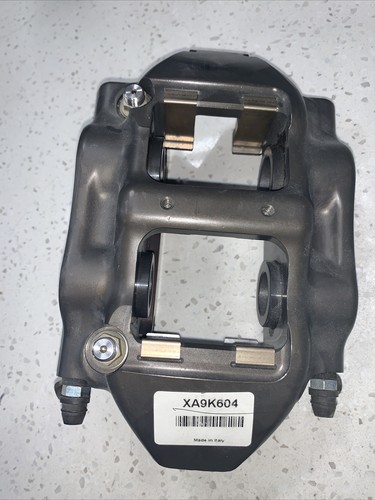 Brembo 4 Piston Monobloc Caliper XA9K604, 30/36mm Pistons - Picture 3 of 4