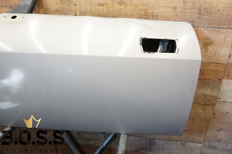 Jaguar XJ6 XJ12 XJ40 1994 panel de carcasa de puerta exterior delantero izquierdo OEM Foto 2 de 4