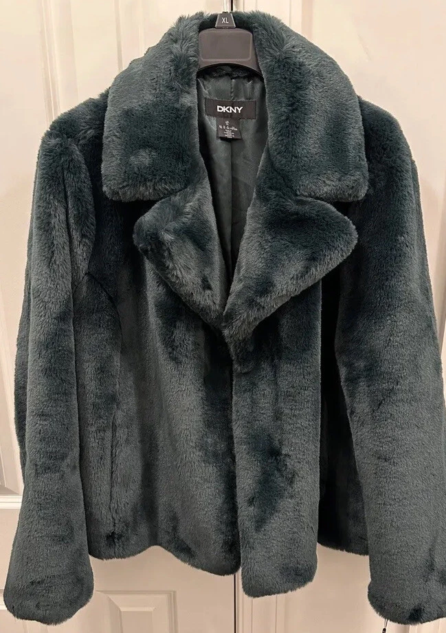 DKNY Women s Cropped Faux Fur Teddy Coat Green Size XL 250 NWT