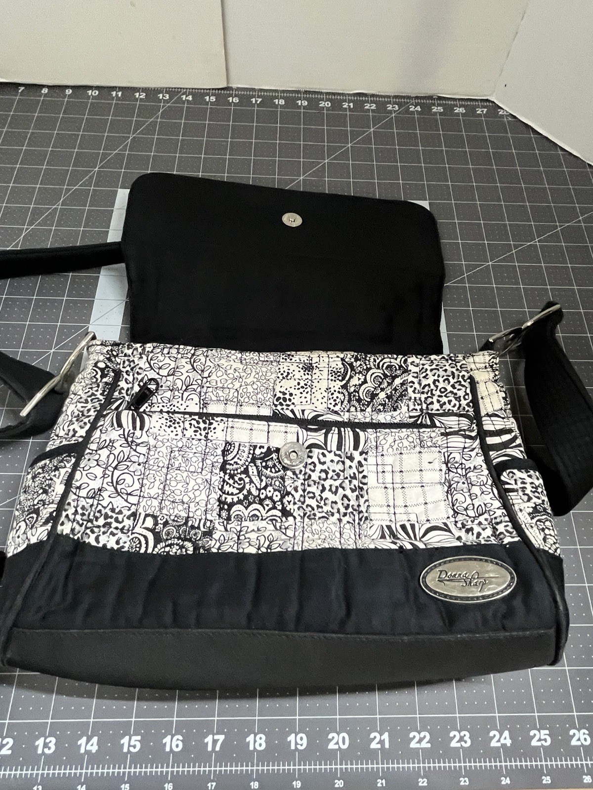 Donna Sharp Patchwork Quilted Crossbody Bag Purse… - image 8