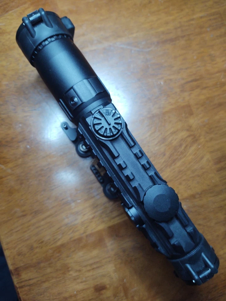 Leupold Mark 4 CQ/T Illuminated Circle Dot 1-3x14mm w/ Larue QD mount - Image 3 of 4