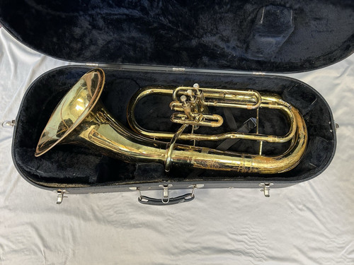 CONN? KING? 3 VALVE BARITONE HORN + CASE