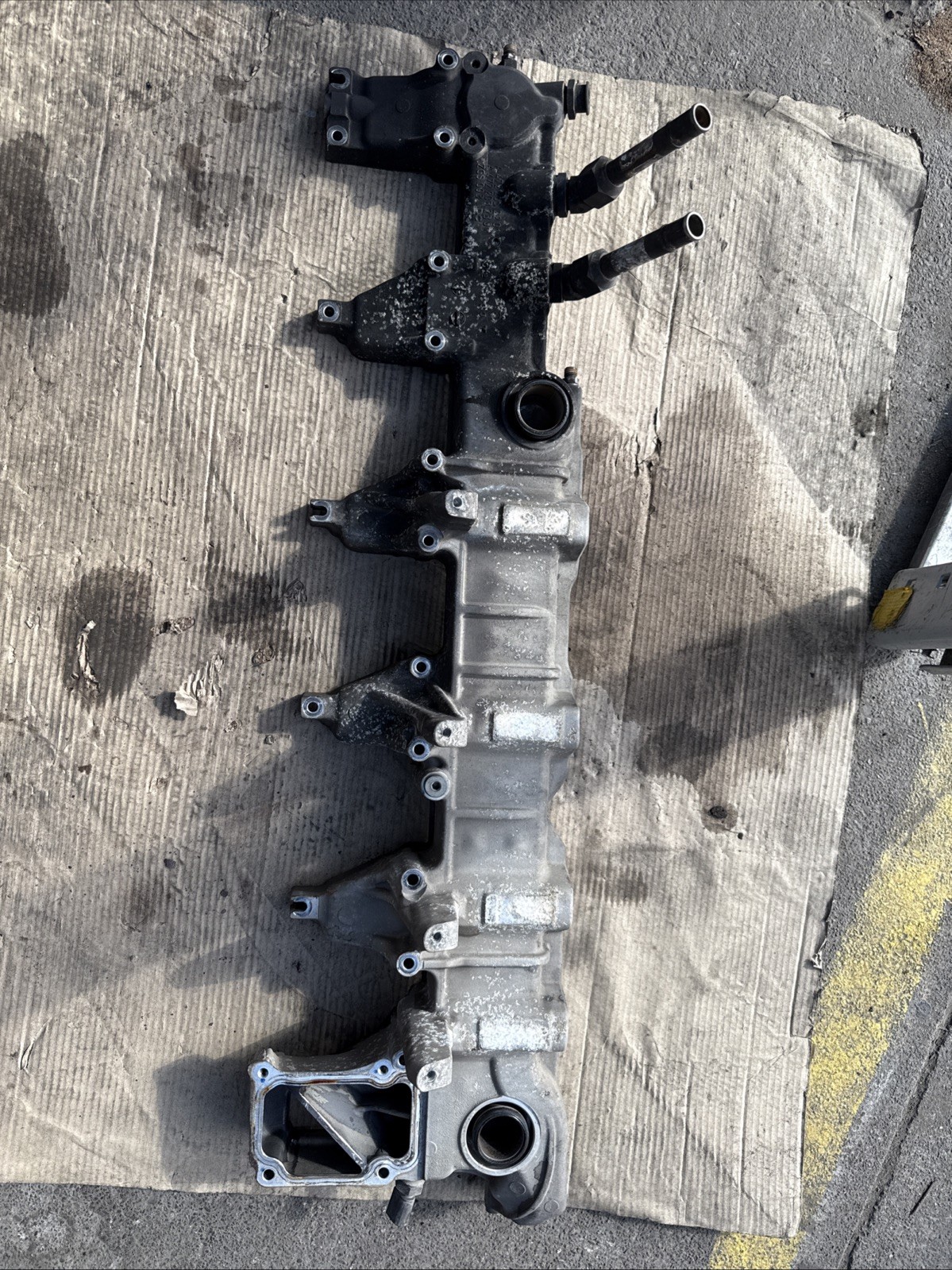 2018-2024 FREIGHTLINER CASCADIA 126 DETROIT DD15 EGR COOLER MANIFOLD OEM