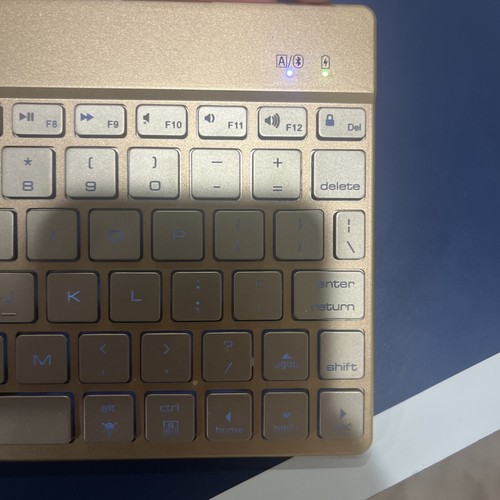 Wireless Bluetooth Keyboard - Backlit Rechargeable Battery Ultra Slim & Portable - Picture 11 of 16