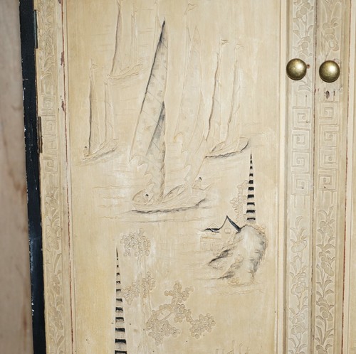 1920'S CHINESE EXPORT ORIENTAL HEAVILY CARVED CAMPHOR WOOD WARDROBE PART SUITE - Picture 5 of 12