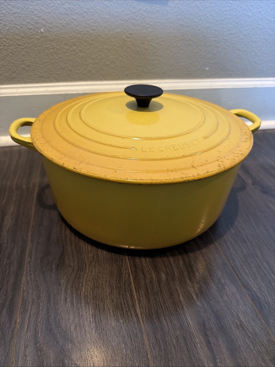 LE CREUSET マルミット18cm イエロー　USED LE CREUSET (ルクルーゼ) 両手鍋 18cm イエロー マルミット