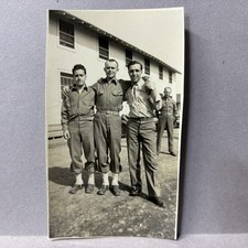 Vintage Found Small Photo Militairy Soldiers Uniform Posing Friends 1943