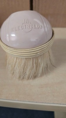 NOS Vintage Genuine Electrolux Horsehair Dusting Brush Ivory/Tan- White Bristles