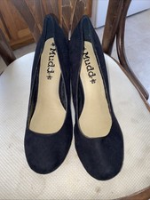 BLack High Heel Size 7