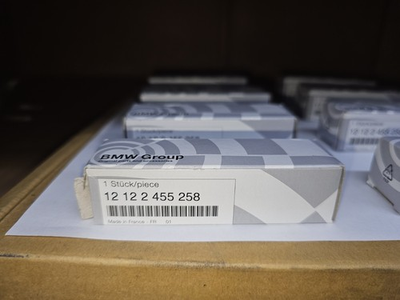 #ad #ad Genuine BMW Spark Plug 12 12 2 455 258 OEM — New $85.00