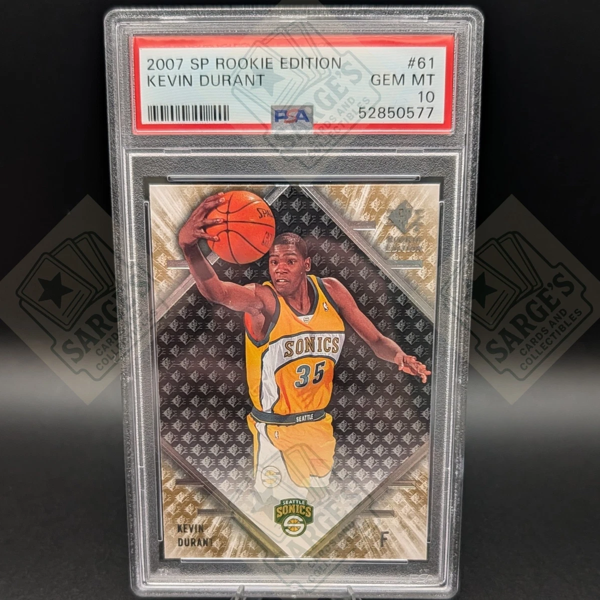 Kevin Durant Basketball Grade 10 Rookie Sports Trading Cards