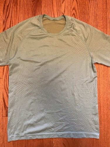 Lululemon T-Shirt Mens Large Mint Green Tech Short Sleeve Stretch Athletic LG - Picture 2 of 9