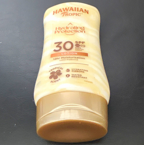 Hawaiian Tropic Hydrating Protection Sun Lotion SPF30 180ml Water Resistant
