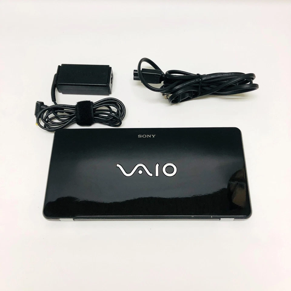 Sony VAIO VGN-P90HS Type P Atom Z540 2GB RAM 60GB HDD 8" Netbook Black - Image 2 of 4