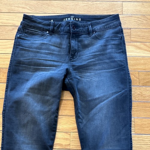 White House Black Market grau geschwärzt farbig Denim Jeans Jegging Gr. 6 - Bild 2 von 9