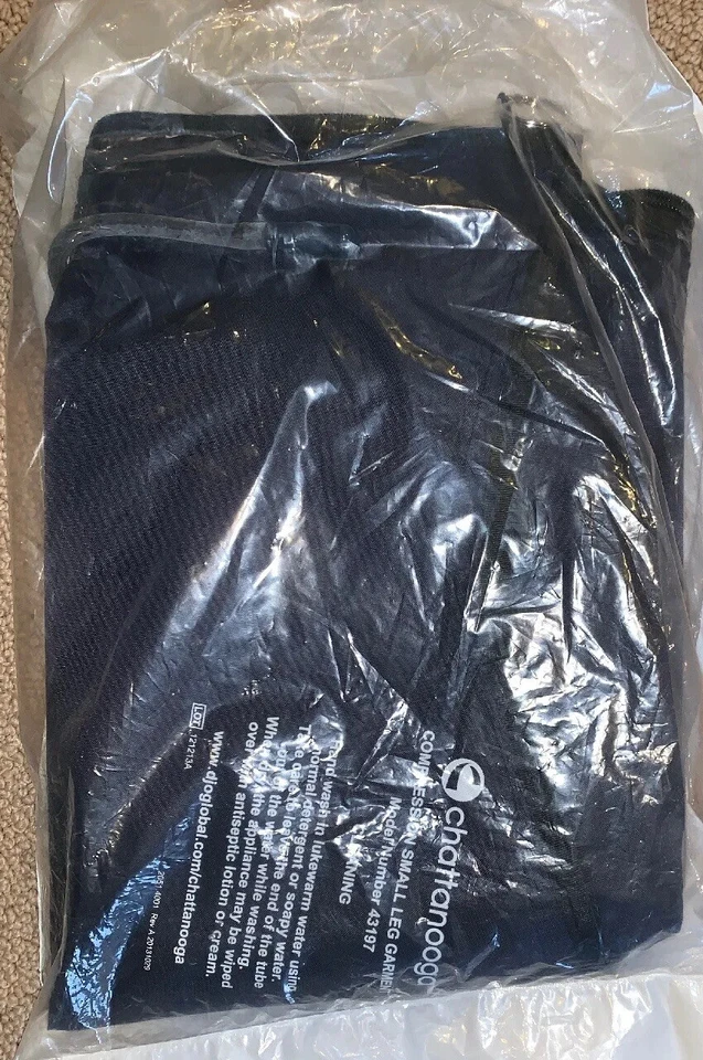 Prenda de compresión de presión Chattanooga para piernas pequeñas modelo No. 43197 Foto 3 de 3