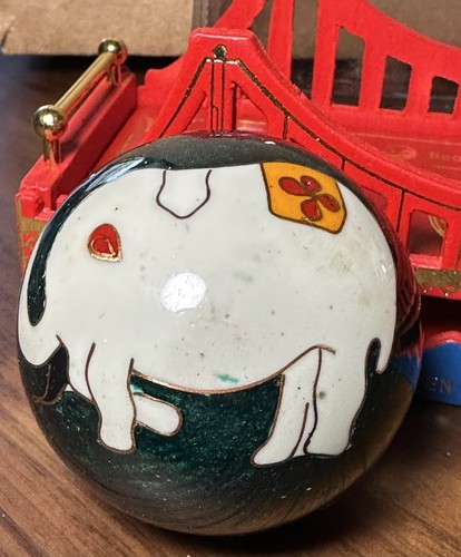 Golden Gate Bridge Elephant Baoding Iron Ball Set New - Picture 4 of 8