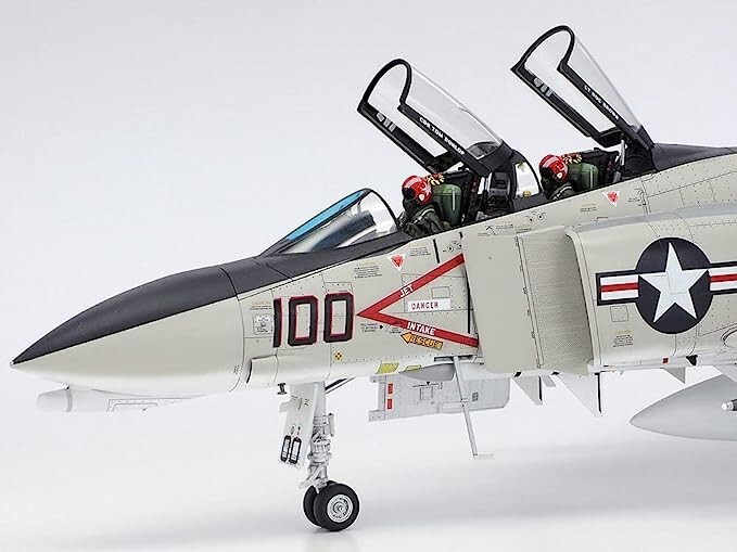 Tamiya 1/48 61121 Aircraft Series No.121 McDonnell Douglas F-4B