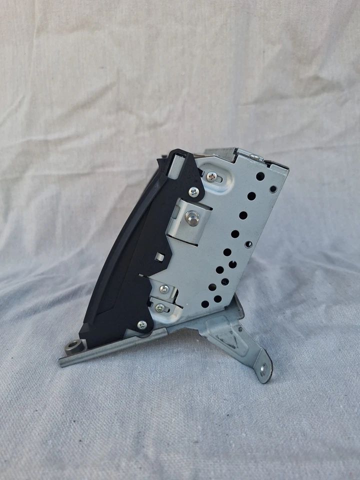 2005/2009 LR3 Land Rover SPORT OEM GPS NAVIGATION COLOR DISPLAY SCREEN - Image 4 of 4