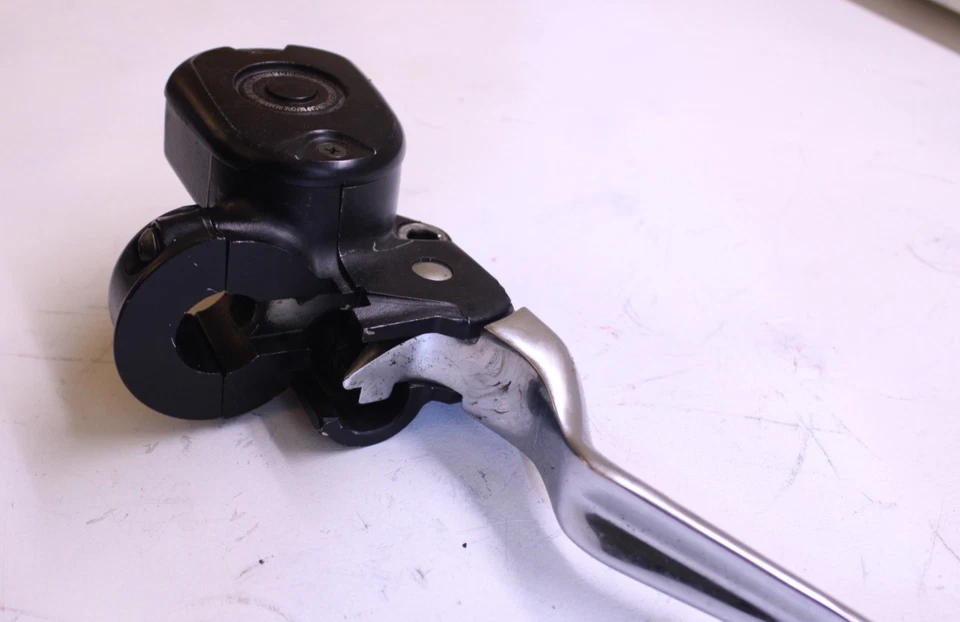 2006 Harley Sportster XL1200C 前刹车主缸带杆 — 第 2/4 张图片