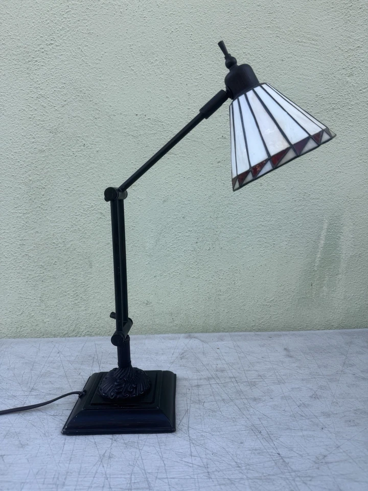 Tiffany Style Lamp Shade Folding Arm Desk Lamp Adjustable Bronze Weighted VTG - Image 2 of 4