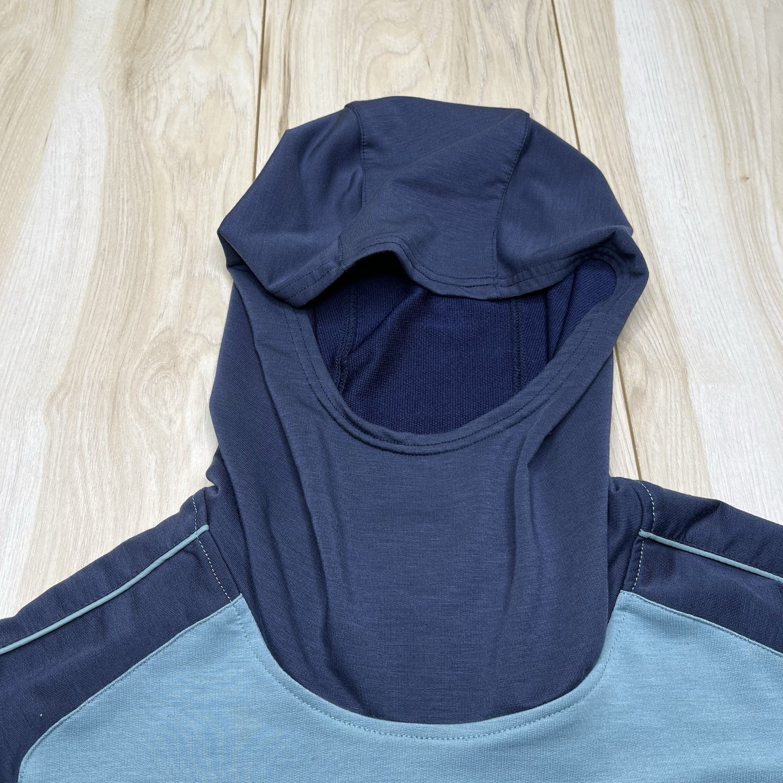 Flylow Performance Lightweight Mock Neck Hoodie B… - image 7
