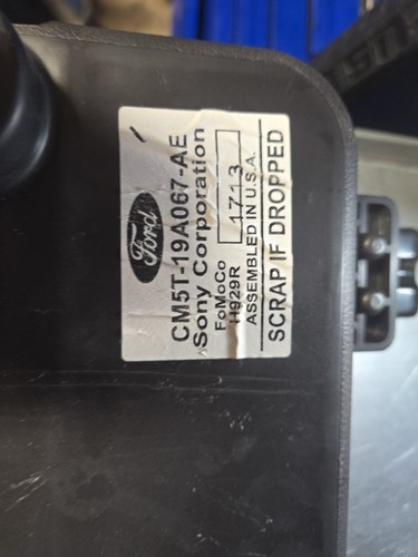2012-2014 Ford Focus Sony OEM Subwoofer Speaker Box CM5T-19A067-AE - 第 3/4 張圖片