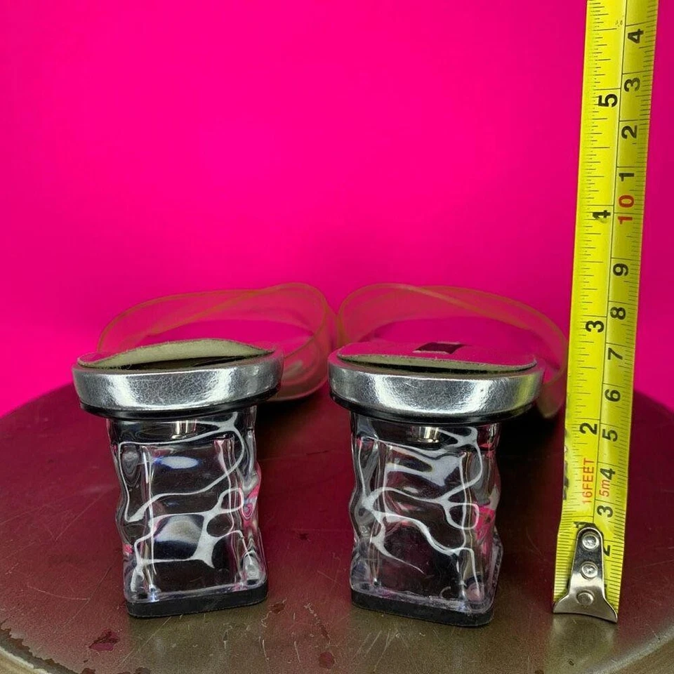 Sandalia Zara Plateada, Transparente Entrecruzada Sin Cordones Lucite Tacón Bloque Talla 9 Foto 4 de 4