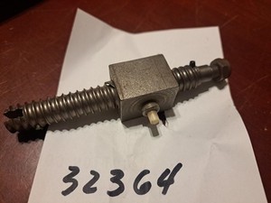 Eaton NOS 3967800 32364 Spicer Two Speed Driver Screw Electric Shift Shaft OEM