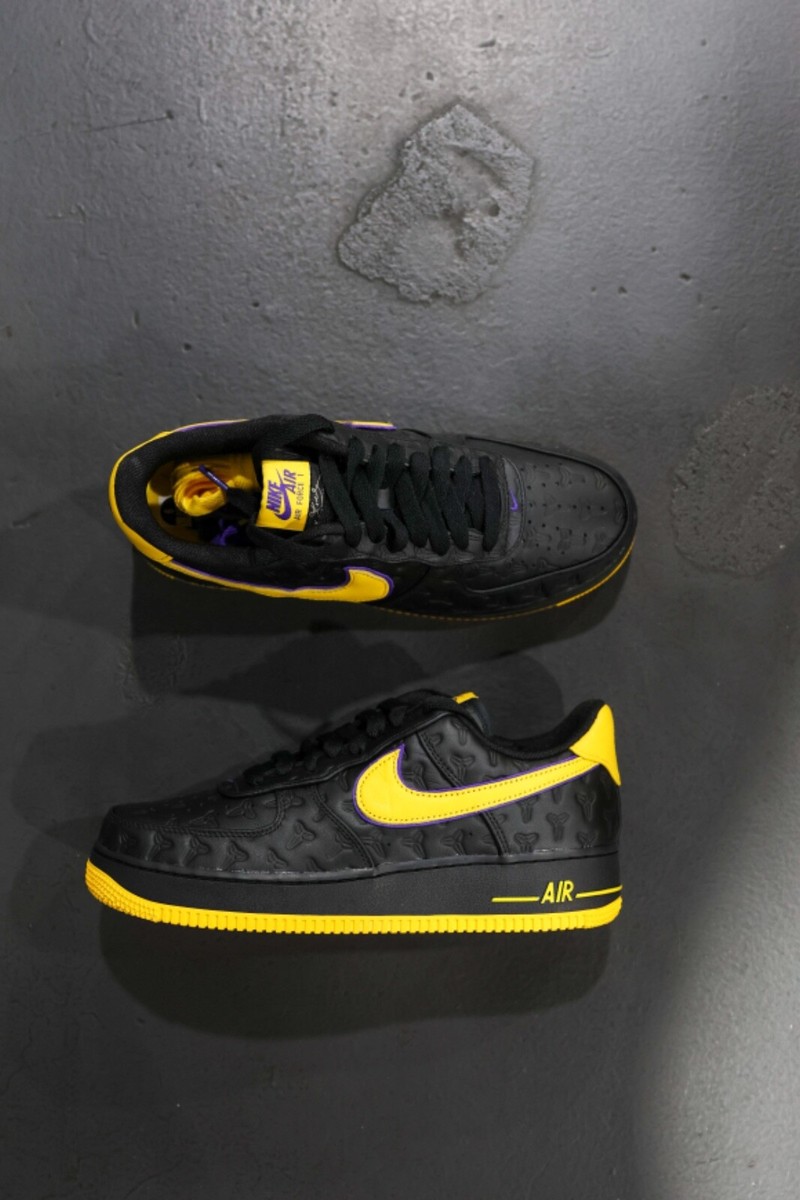 Nike Air Force 1 Low Kobe Bryant Lakers Away (Numbered Nike Air Force 1 Low Kobe Bryant Lakers Away (Numbered
