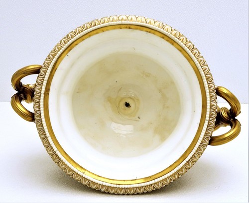 Ceramic Porcelain Centerpiece Bowl Warwick Style Vase with Lid Red & Gold - Picture 6 of 13