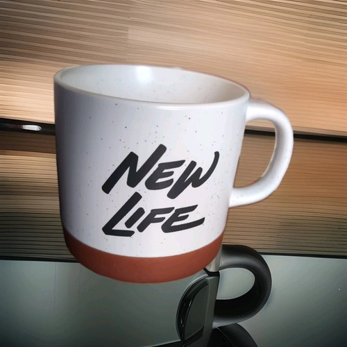 Nueva Vida New Life White & Brown Speckled Mug Liquid Logic - Picture 2 of 5