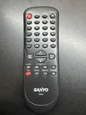 Sanyo NB694 DVD/VCR Combo Remote Control