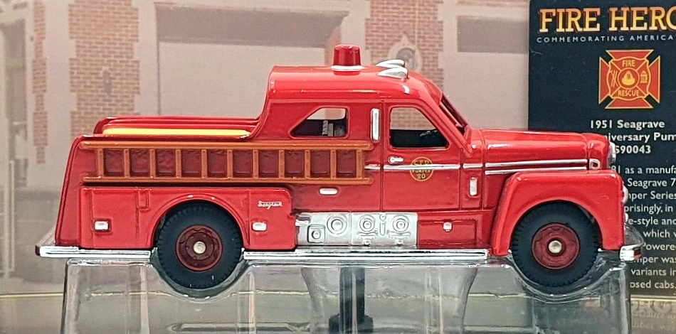 Corgi Appx 10cm Long CS90043 - Seagrave 70th Anniversary Pumper - Image 4 of 4