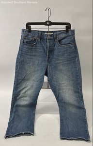 Levi Strauss & Co. Women's Blue Jeans - Size W31 x L26